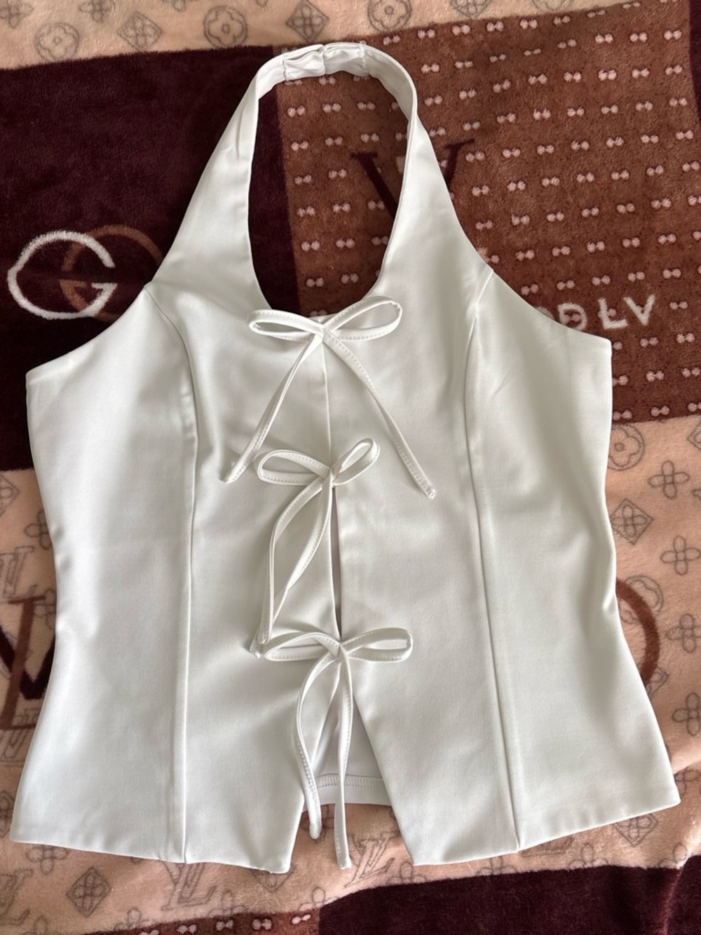 Halter bow top